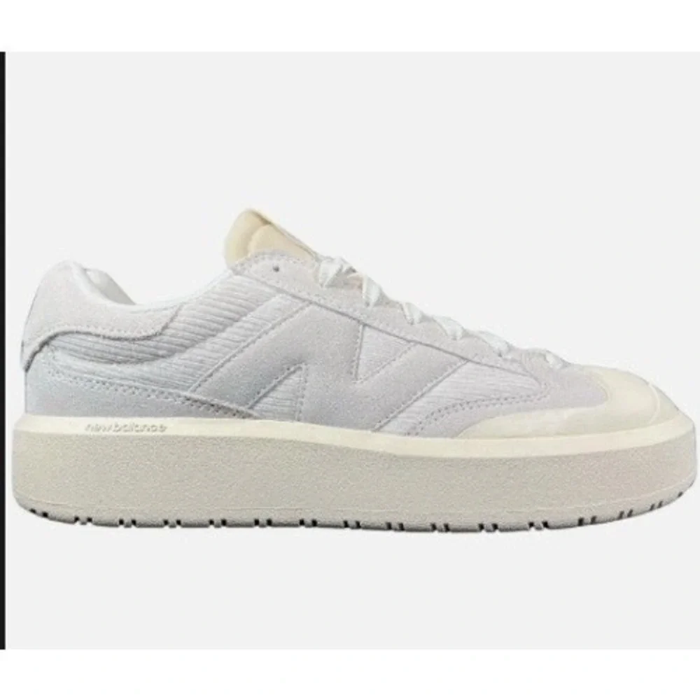New Balance Men's CT302 Sneakers CT302BB Moonbeam/Beige White Size 8.5 - Picture 1 of 11